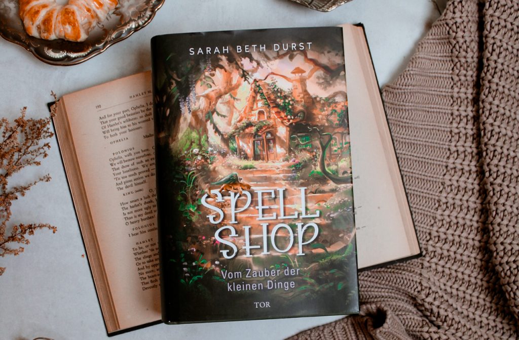 Spellshop von Sarah Beth Durst Zelenfluch Foto Cozy Fantasy